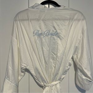 In Bloom by Jonquil The Bride‎ Satin Wrap